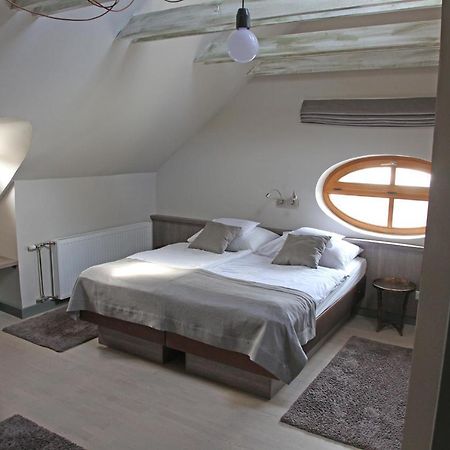 Kőszeg Portre Panzio酒店 外观 照片