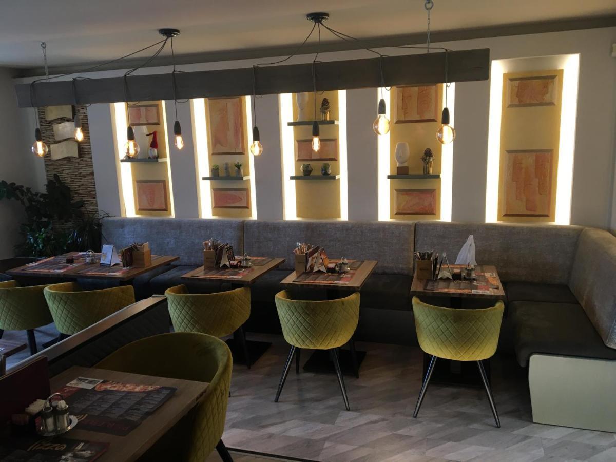 Kőszeg Portre Panzio酒店 外观 照片